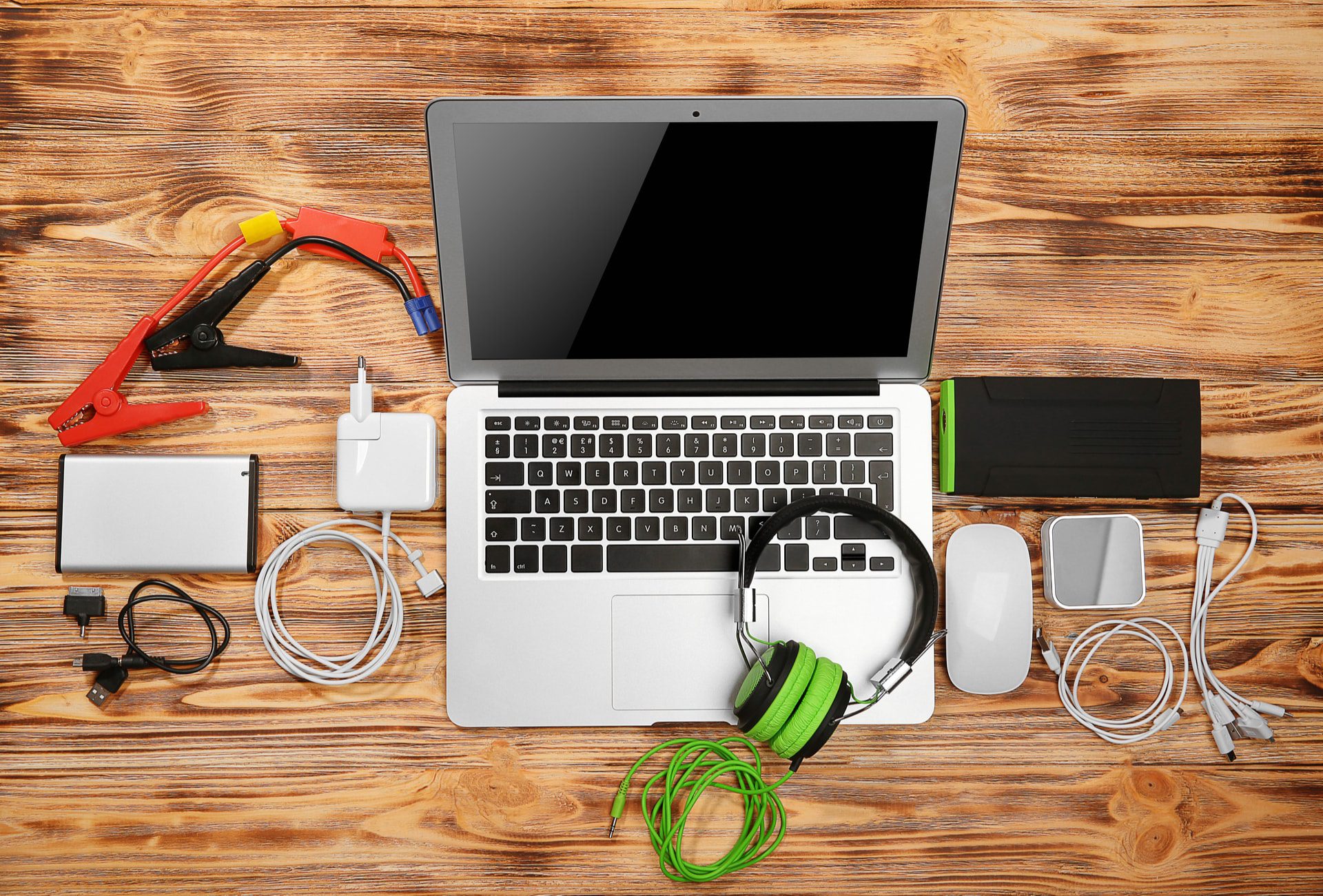 10 Very Important Laptop Accessories That You Should Have